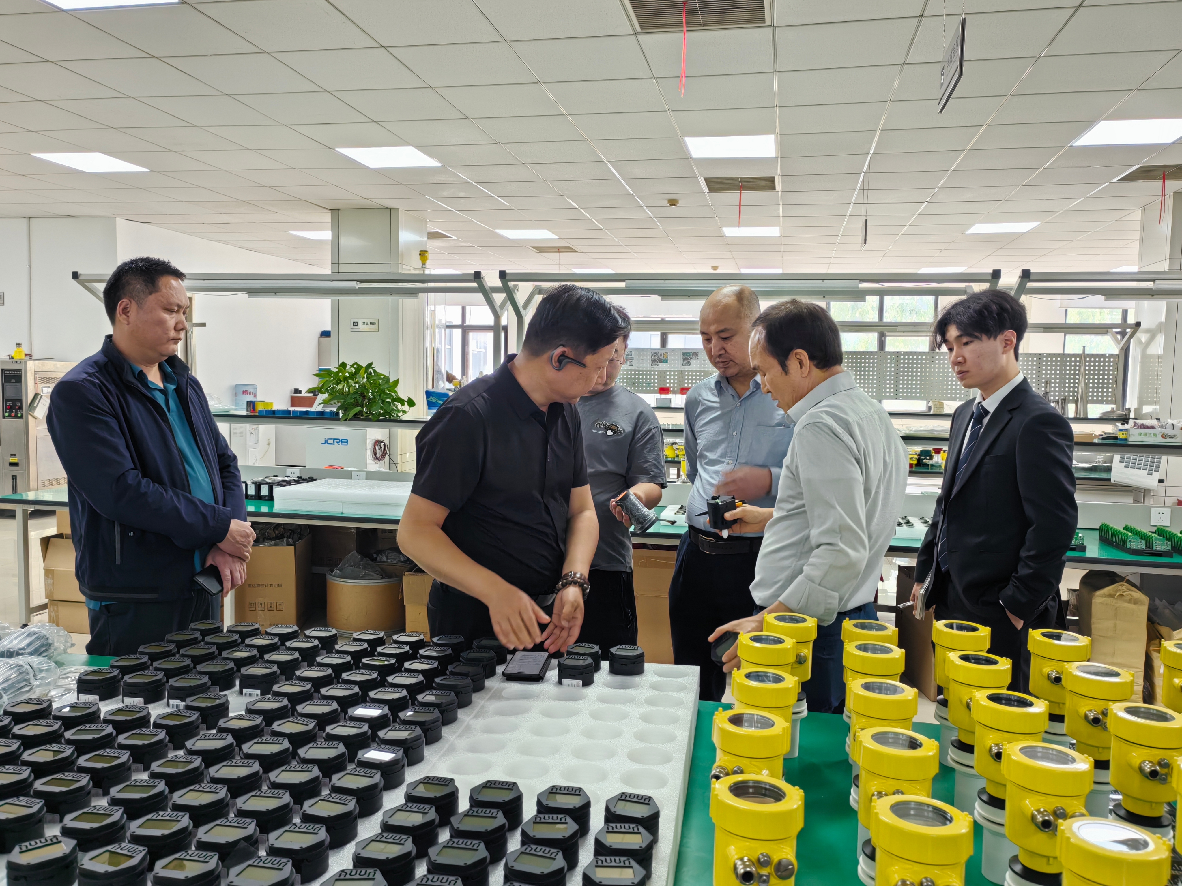 韓國客戶到訪北京精誠瑞博 開展技術交流與車間考察 韓國客戶到訪北京精誠瑞博 開展技術交流與車間考察